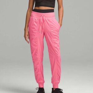 Lululemon Dance Studio Mid-Rise Jogger *Full Length Size 4 - Sakura Pink